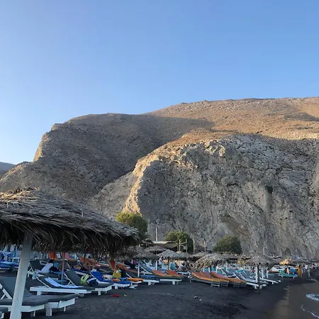 Spiridoula - Santorini Seaside Retreats