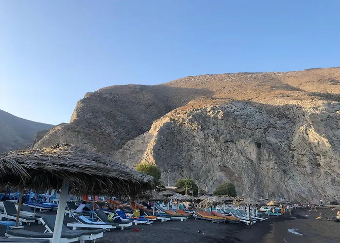 Spiridoula - Santorini Seaside Retreats