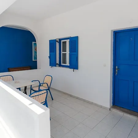 Spiridoula - Santorini Seaside Retreats